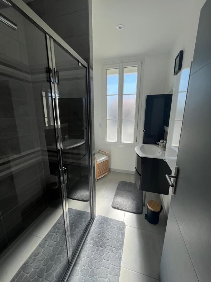 Maison Chaleureuse Avec Terrasse Privative Proche De La Gare Et Du Centre-Ville Rochefort  Eksteriør billede