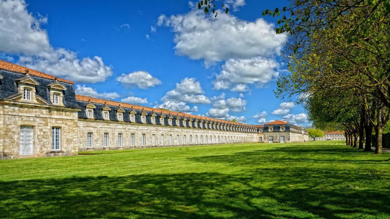 Maison Chaleureuse Avec Terrasse Privative Proche De La Gare Et Du Centre-Ville Rochefort  Eksteriør billede