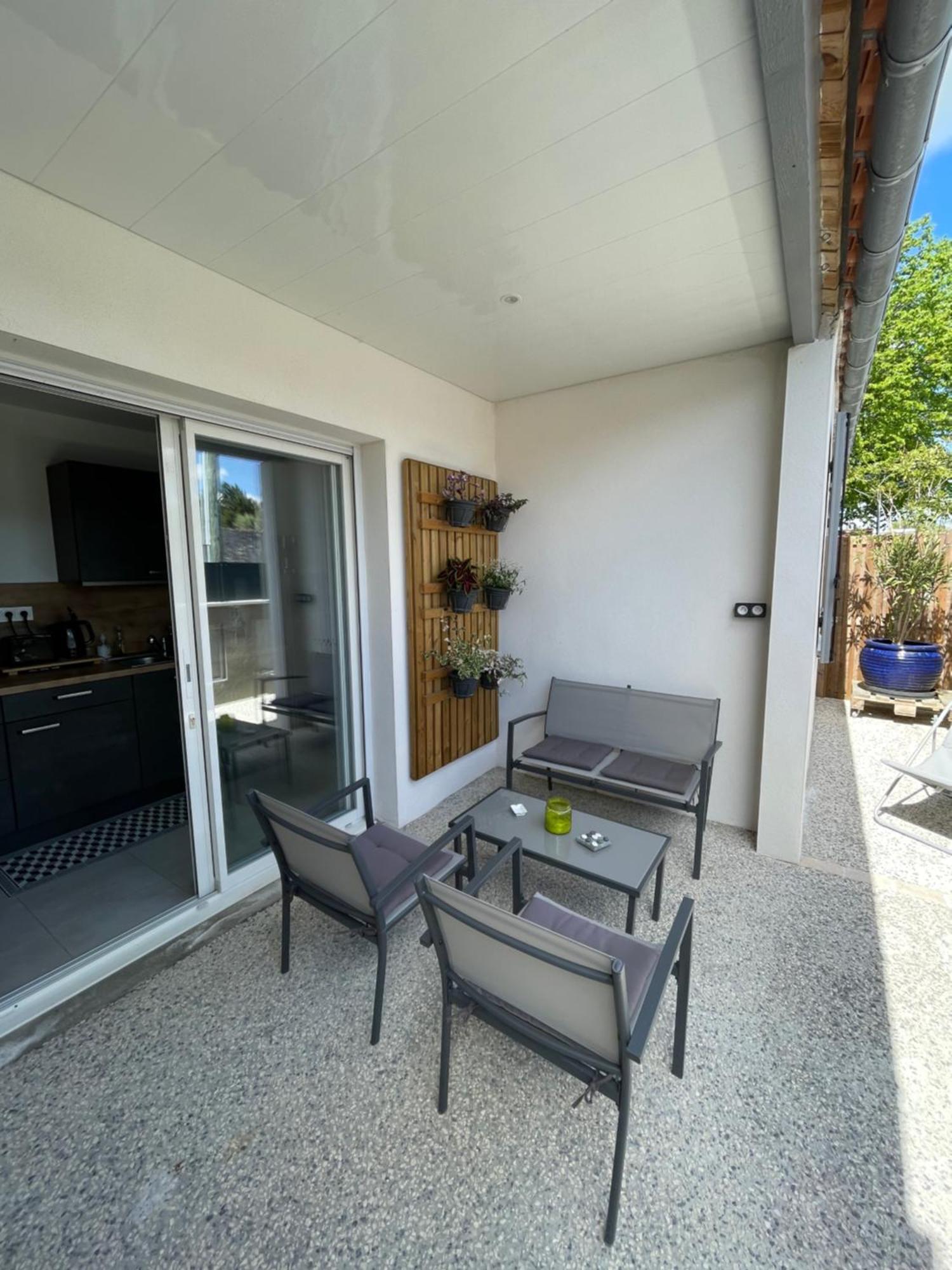 Maison Chaleureuse Avec Terrasse Privative Proche De La Gare Et Du Centre-Ville Rochefort  Eksteriør billede